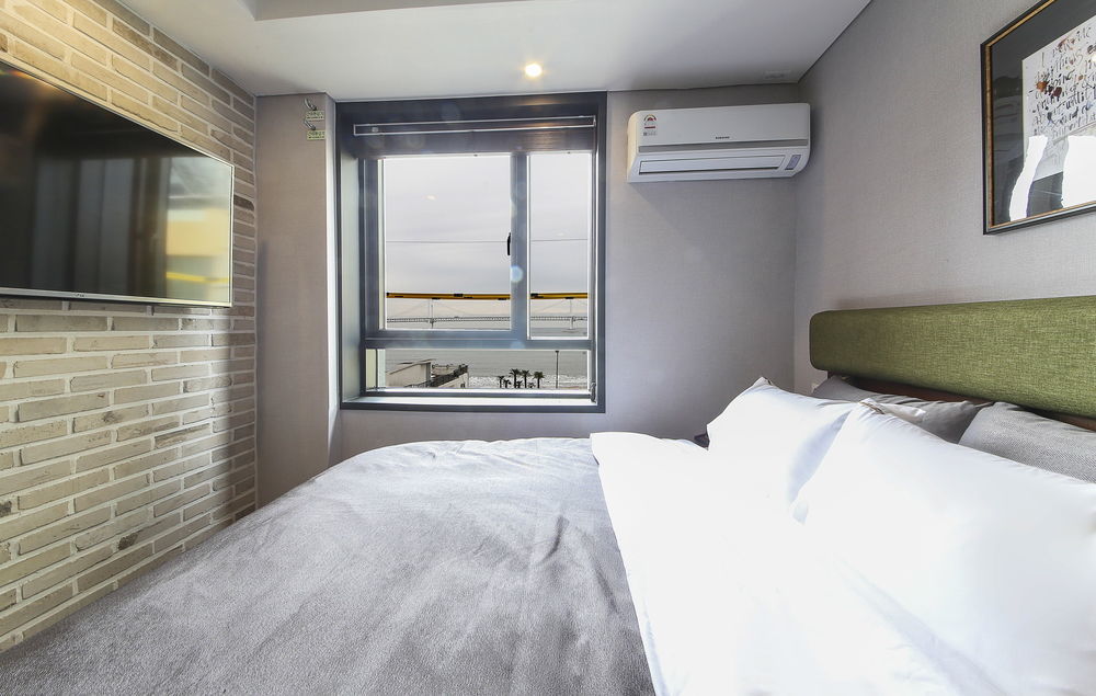 Brown Dot Hotel Gwangan Beach Пусан Экстерьер фото