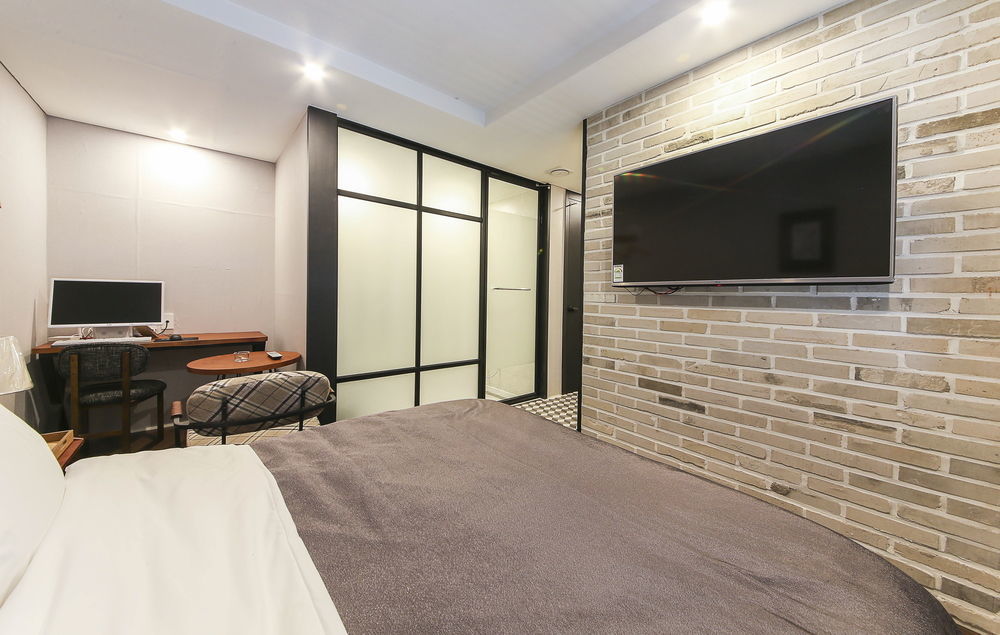 Brown Dot Hotel Gwangan Beach Пусан Экстерьер фото